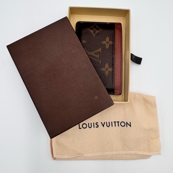 Louis Vuitton Monogram Card Holder - Picture 1 of 11